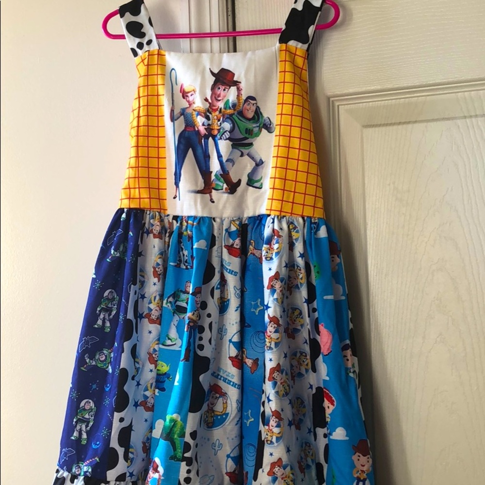 Toy story dress NWOT